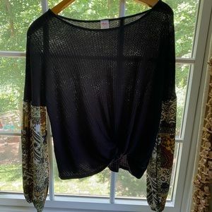 Patterned Sleeve Top